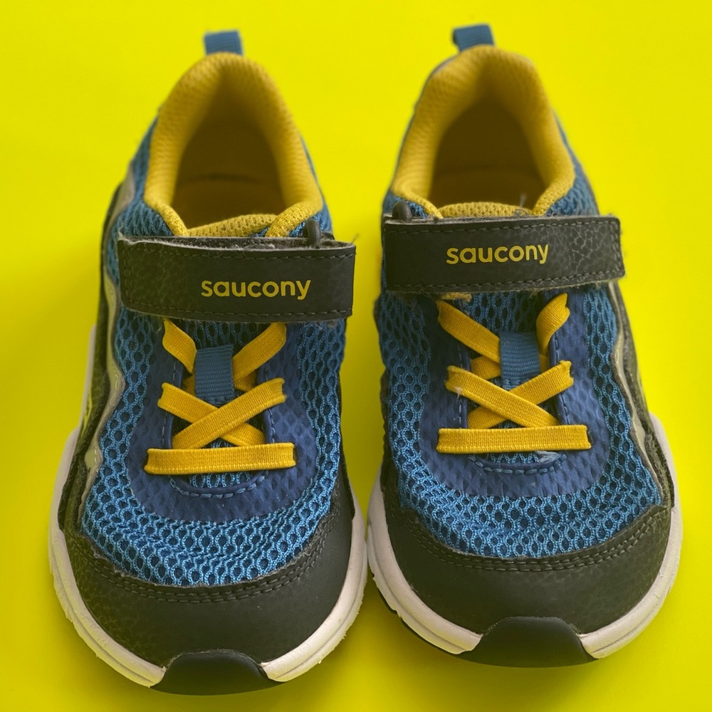 Saucony Kids Sneakers in Blue and Yellow Sz 10.5 Wide